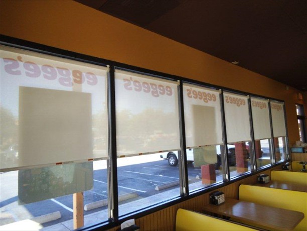 Inside view imprinted roller shades